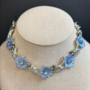 Vintage Selro Blue Floral Thermoset Necklace -see description